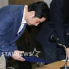 [★포토]고개숙인 강용석