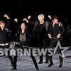 [★포토]수퍼주니어 '파워풀한 무대'