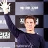 톰 크루즈, 부산 밤 즐겼다..'클럽' 깜짝 등장 