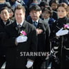 [★포토]하일-공현주 '경건한 마음으로'
