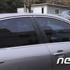 [★포토]성현아, '재판 10분' 법원 빠져나가는 차량