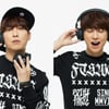 김원준, 헤드폰을 쓴 소년? 절대동안 눈길