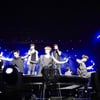 엑소, 中상하이 단독 콘서트 성황..2만 관객 '중독'