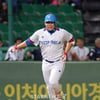 [장윤호의 체인지업] 강정호의 홈런 세리머니와 병역 문제