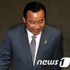 '광동제약 주가↑'..성완종-이완구 '비타500 박스' 논란 때문?
