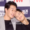 [★포토]김범, 박성웅 품에서 애교표정