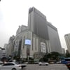 롯데, 택시 기사 사고 대신 변상..포르셰등 5대 5억 상당