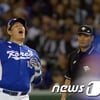 "사뿐히 즈려밟고" 다음은? "프리미어12 우승곡도 준비"