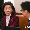 나경원 의원, 새누리당 인재영입위원장 사퇴.."지도부 사퇴 촉구"