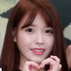 아이유, 모교 동덕여고 후배 위해 몰래 장학금 기부 '훈훈'