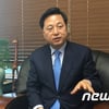 '非文 분류' 김두관 의원, 문재인 대표 캠프 합류.. 선대위원장 맡아