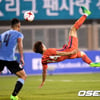 '김도훈을 떠올리다'… 강지훈의 '역대급 시저스킥'