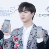 [★포토]육성재, '근엄하게 엽기사진 대방출'