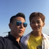 윤종신X마크, 레옹과 美소년의 부활? 반전매력 '찰칵'