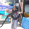 '박명수아내' 한수민, 거대한 뱀을 목에? '담대함甲'