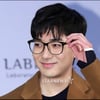 [★포토]아론, '안경 쓴 모습 어때요?'