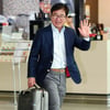 '출국' LG 류중일 감독 "우승후보 되도록 준비 잘해오겠다"(일문일답)