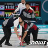 [평창] 男컬링, 1차전 미국에 완패..극단적 수비에 당해