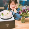 정소민, 꽃 케이크와 함께 오늘도 '예쁨'