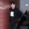 [★포토]김지석, '옷매무새 정리하며 등장'
