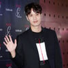 [★포토]김지석, '언제나 젠틀한 손인사'