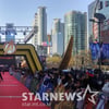 "명당 잡으러 어제 낮부터"...'어벤져스3' 레드카펫, 2000명↑ 장사진