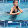 황보, 수영복 입고 명품 뒤태 자랑..남다른 몸매