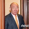 '5·18 재판' 전두환 불출석 "건강 안 좋은데..광주 왕복 10시간 무리"
