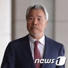 '미스터피자' MP그룹 "정우현 회장, 경영권 포기"