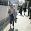 "주말 같은 평일"..강소라, 길거리를 런웨이로