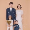 장범준♥송승아 부부, 조아하다 남매와 벚꽃 흩날리는 가족 사진