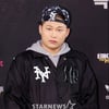스윙스, 피자집 간판 훼손 범인 CCTV 공개 "어설프게 돈 뜯으려고" [전문]