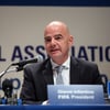 '단독 출마' 인판티노 FIFA 회장, 반대 없이 임기 4년 연장