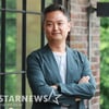 '롱 리브 더 킹' 강윤성 감독 "'범죄도시'와 다른 영화 만들고 싶었다" [★FULL인터뷰]