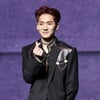 뉴이스트 아론, 장염 불구 기내환자 통역 자처 '훈훈'
