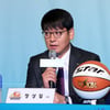 "한 놈만 팬다"... 신한은행 정상일 감독, 미디어데이 '히트상품' [★현장]