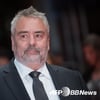 '레옹' 뤽 베송 감독, 여배우 성추행 혐의 강력 부인 [위클리할리우드]