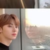 뉴이스트 민현, 아침햇살 함께 받고픈 셀카 공개.."포근해"