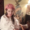 이유비, 도도함 넘치는 표정으로 찰칵..'빵모자' 요정