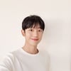 정해인, 크리스마스 선물 같은 맑은 미소