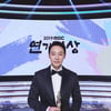 '커피프린스' 후 12년만..김동욱, MBC 연기대상 왕관 [★밤TV]