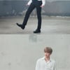 강다니엘, 천사 같은 흰 셔츠+긴 다리.."예쁜 병아리콩"