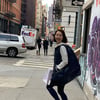 이진, 뉴욕 거리에서 수수한 일상