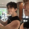 헨리, 운동 중 윙크..상남자와 귀여운 매력 그 사이 