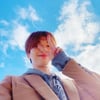 강다니엘, 봄 하늘 아래 자체발광 비주얼..오늘도 멍뭉美 발산