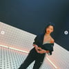 마마무 화사, 구릿빛 피부+강렬 레드 립..'독보적 매력'