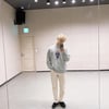 뉴이스트 민현 편안한 차림..곰돌이보다 귀여워