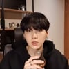 슈가, 美 사이비교주 연설 삽입 논란→"코로나 덕분" 발언 재조명