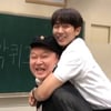 임슬옹, '아는 형님' 후기..강호동에 업혀 '웃음 활짝'