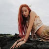유아, 넷플릭스 러브콜 받았다! '오버 더 문' 주제곡 가창[공식] 